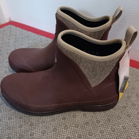 Muck Women's Originals Ankle, Rum Raisin/Tweed Herringbone sold out on website - Picture 10 of 16